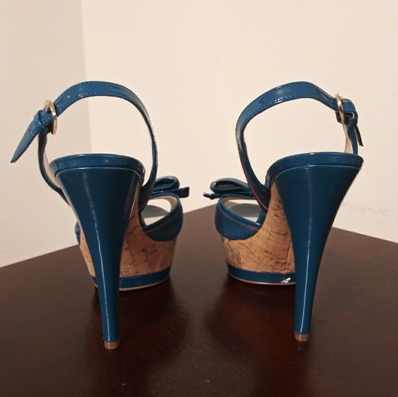 👽SPECIAL!!!!!!!! Teal Heels Size 6.5👽 - Picture 4 of 4